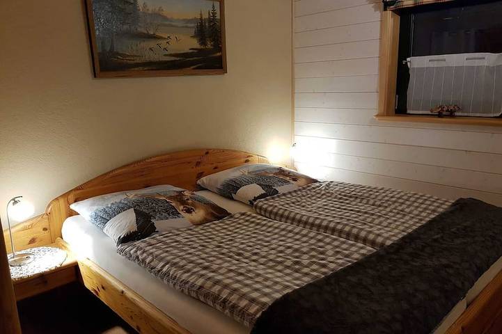 Hütte für 2 Personen, mit Terrasse und Garten sowie Pool und Sauna am Edersee - 2