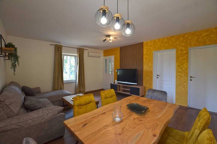 Villa für 6 Personen, mit Terrasse und Garten sowie Pool in Rovinj - 3