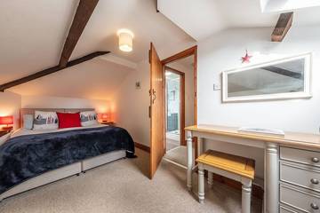 Log Cabin for 4 People in Wells-next-the-Sea, Norfolk, Photo 4