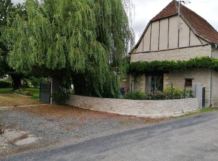 Gîte pour 4 personnes, avec piscine et terrasse dans Vallée de la Dordogne - 2