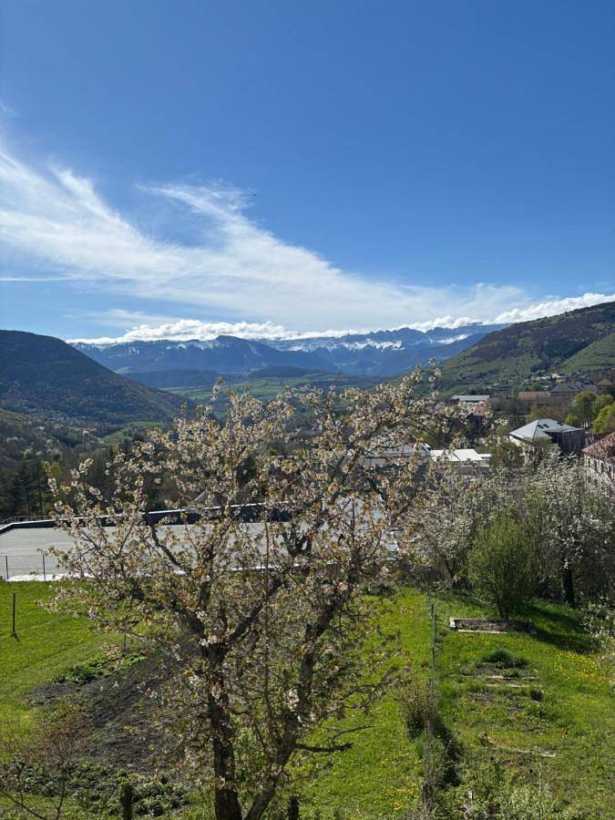 Gîte pour 6 personnes, avec vue et terrasse à La Motte-d'Aveillans - 4