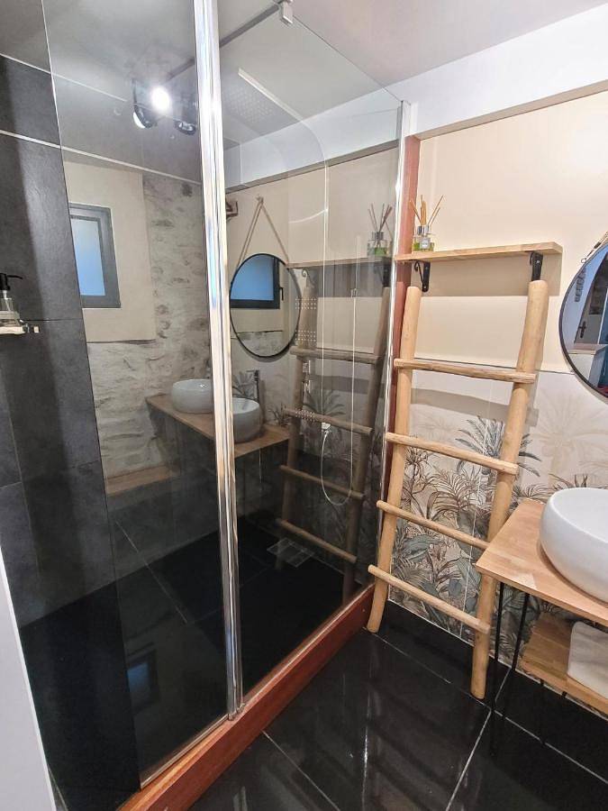 Location de vacances pour 4 personnes, avec balcon et vue, adapté aux familles à Tourrette-Levens - 3