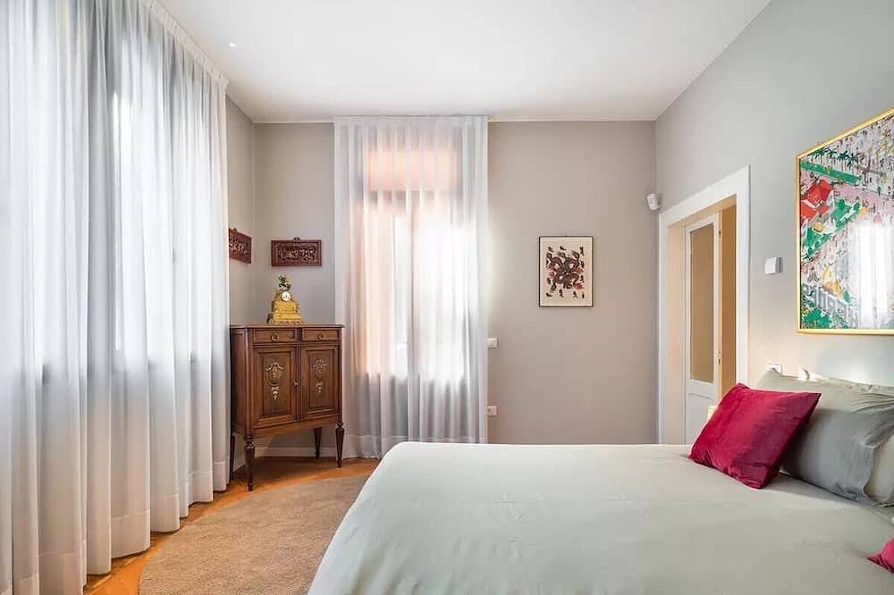 Ganze Wohnung, Ca' delle Contesse   Elegant 2Br apartment in Liberty villa   spectacular view! in Lido di Venezia, Venedig