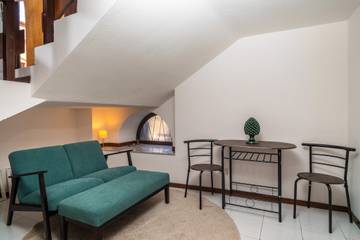 Vacation Rental for 2 Guests in Taormina, Messina Province, Picture 1