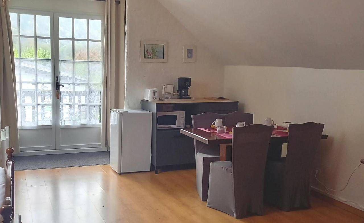Chambres d hôtes La Cavalière in Accous, Béarn