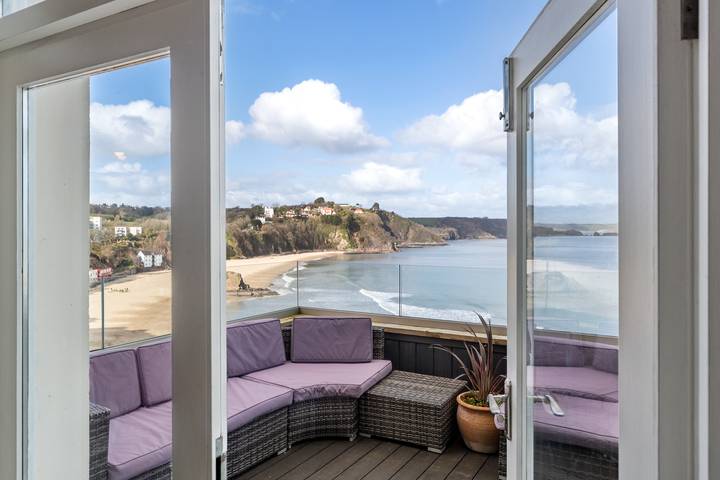 Gîte pour 4 personnes, avec vue sur l’océan ainsi que balcon et vue à Tenby - 2