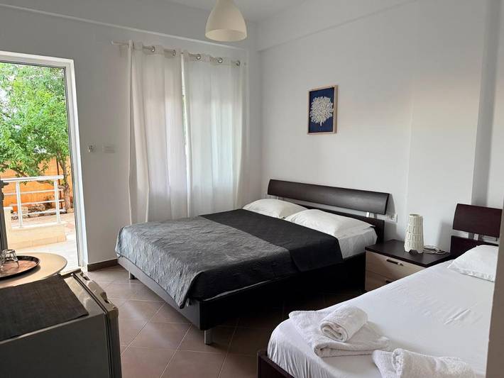 Maison d’hôte pour 2 personnes, avec jardin dans Dhërmi - 2