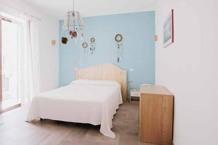 Appartement entier, Modern apartment in the center of Herculaneum. It is 6 min walk from the excavations. in Ercolano, Parc national du Vésuve