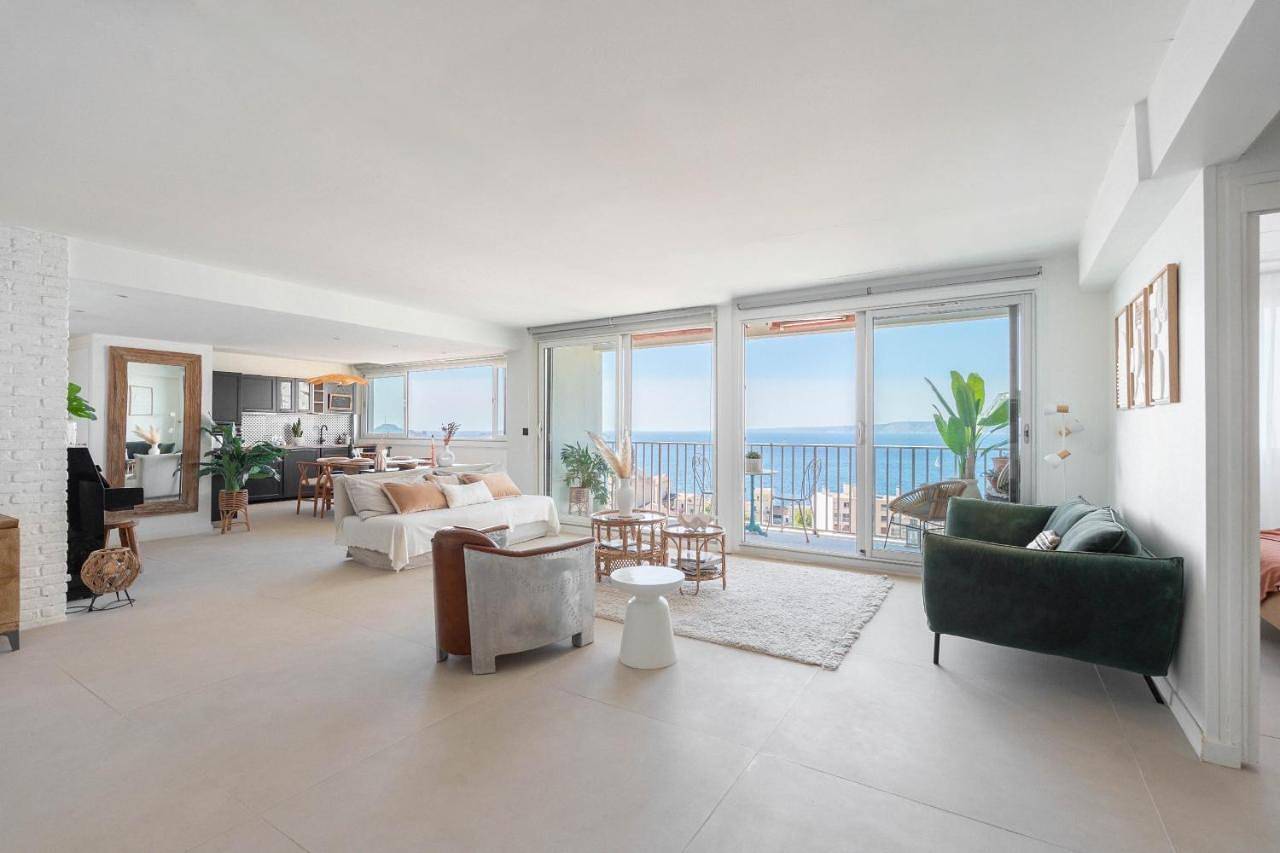 Appartement entier, Serenity Escape Marseille - Sea View & Sunset in Marseille, Région de Marseille