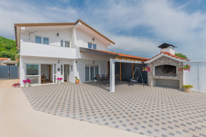 Villa pour 10 personnes, avec jardin et piscine à Imotski - 4