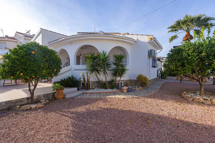 Casa rural para 6 personas, con jardín y terraza en Rojales - 2