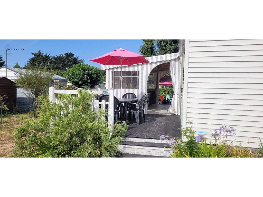 Mobilhome 'Mobilhome 6 Pers - Piscine' avec piscine partagée, terrasse partagée et jardin privé in Saint-Gildas-de-Rhuys, Côte des Mégalithes