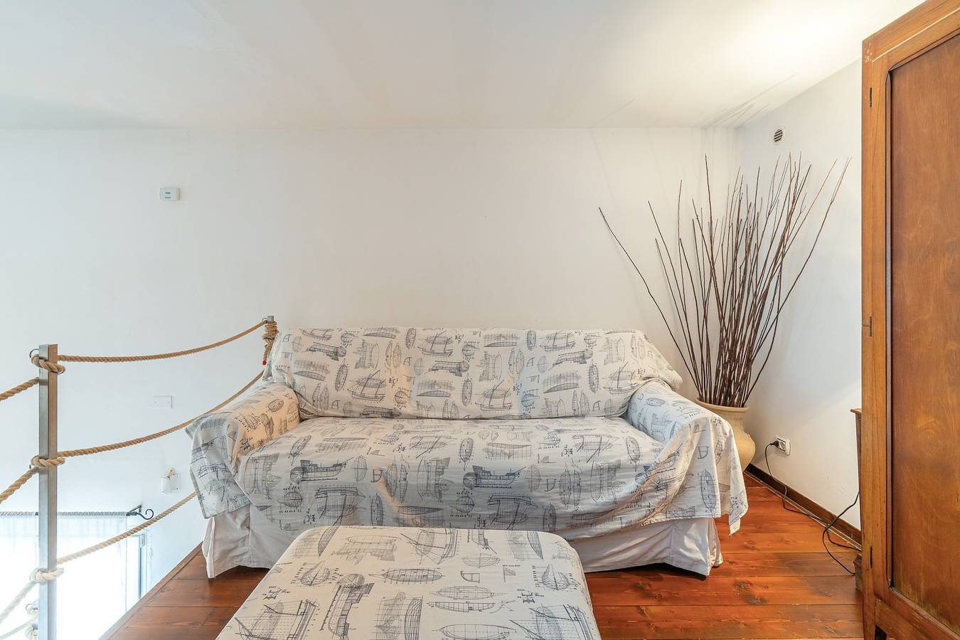 Apartment in Villa 'Il Limone, La Salvia e il Rosmarino' mit Meerblick, privater Terrasse und Wlan in Costa Saracena, Augusta (Gemeinde)