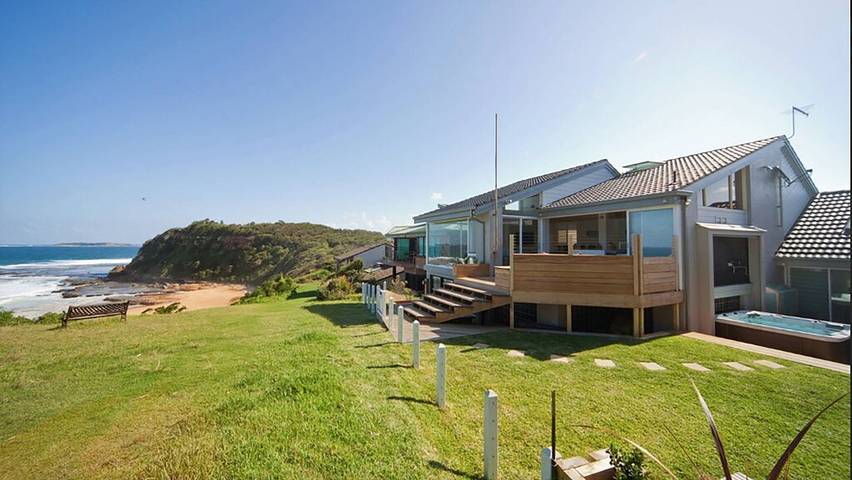 Holiday home for 6 people, with garden and balcony, with pets in Sydney