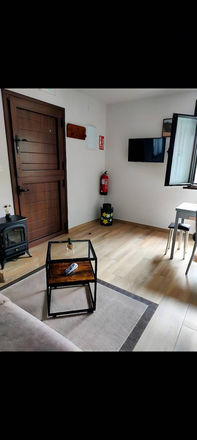 Apartamento 'Casalola 1' con vistas a la montaña, Wi-Fi y aire acondicionado in Cangas de Onís, Provincia de Asturias