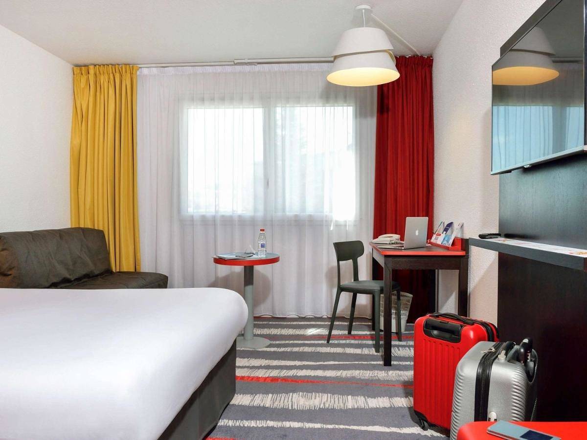 Hôtel pour 4 personnes avec jardin in Champniers, Charente