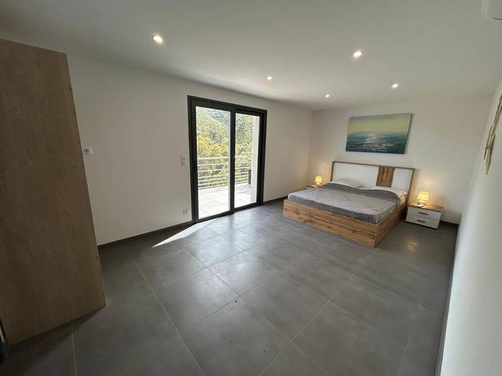 Location de vacances pour 22 personnes, avec jardin ainsi que vue et piscine dans Tarco - 2