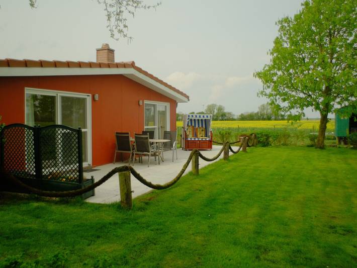 Ferienwohnung für 2 Personen, mit Garten und Terrasse in Pilsum - 2