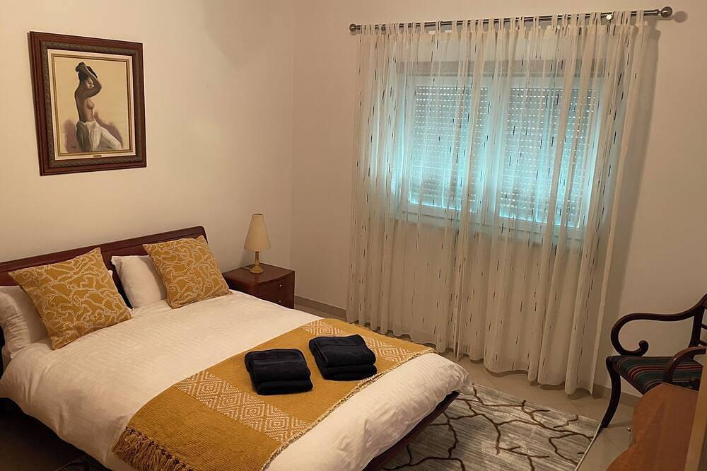 Stunning Town Villa close to beach and Golf courses in Caldas da Rainha, Leiria District