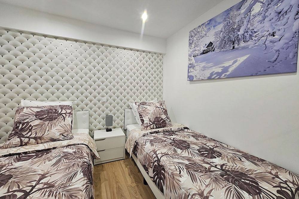 Apartamento entero, Just 25 minutes from Paris, enjoy this chic residence with family or friends. in Conflans-Sainte-Honorine, Yvelines