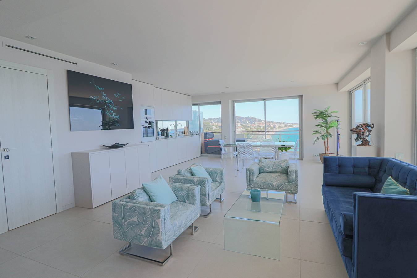 Ganze Wohnung, Luxueux apt design vue mer in Cannes La Bocca, Cannes