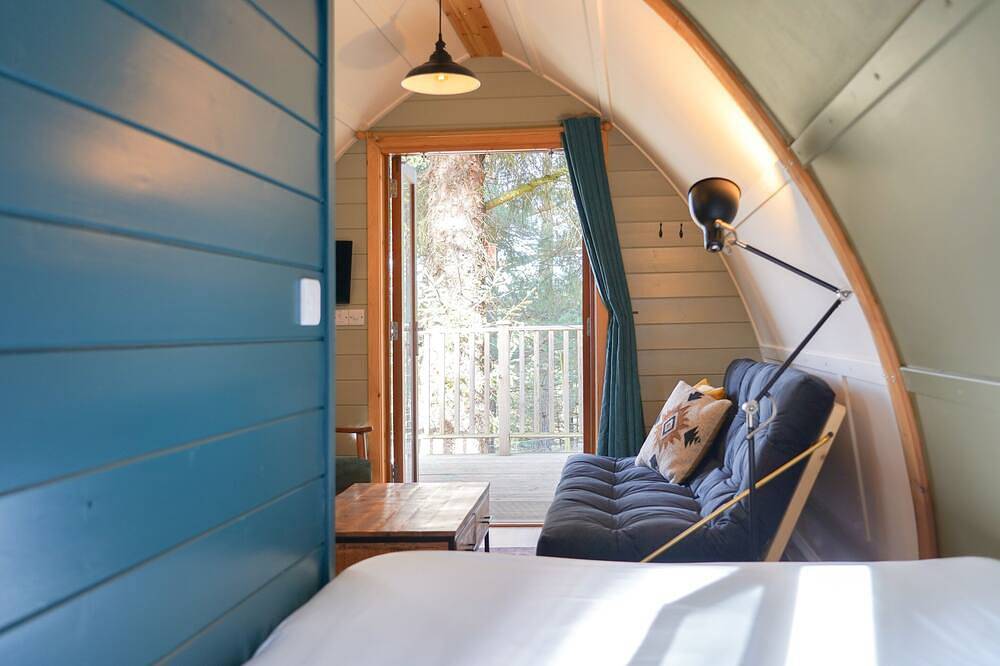 Supérieure-Hot Tub-Cabine-Sdb privée avec douche in Weston (Lincolnshire), Lincolnshire