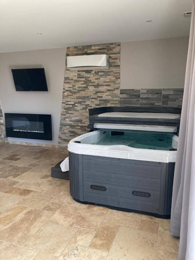 Location de vacances pour 2 personnes, avec sauna et terrasse ainsi que jardin et vue, animaux acceptés à Vinon-sur-Verdon - 2