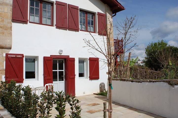 Gîte pour 3 personnes, avec terrasse à Sare - 2