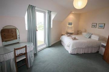 Cottage for 11 People in Cornwall, Photo 2