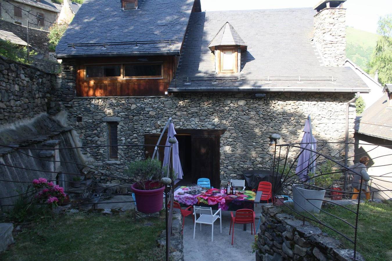 Gîte la Grange avec Spa in Saint-Aventin, Pyrénées