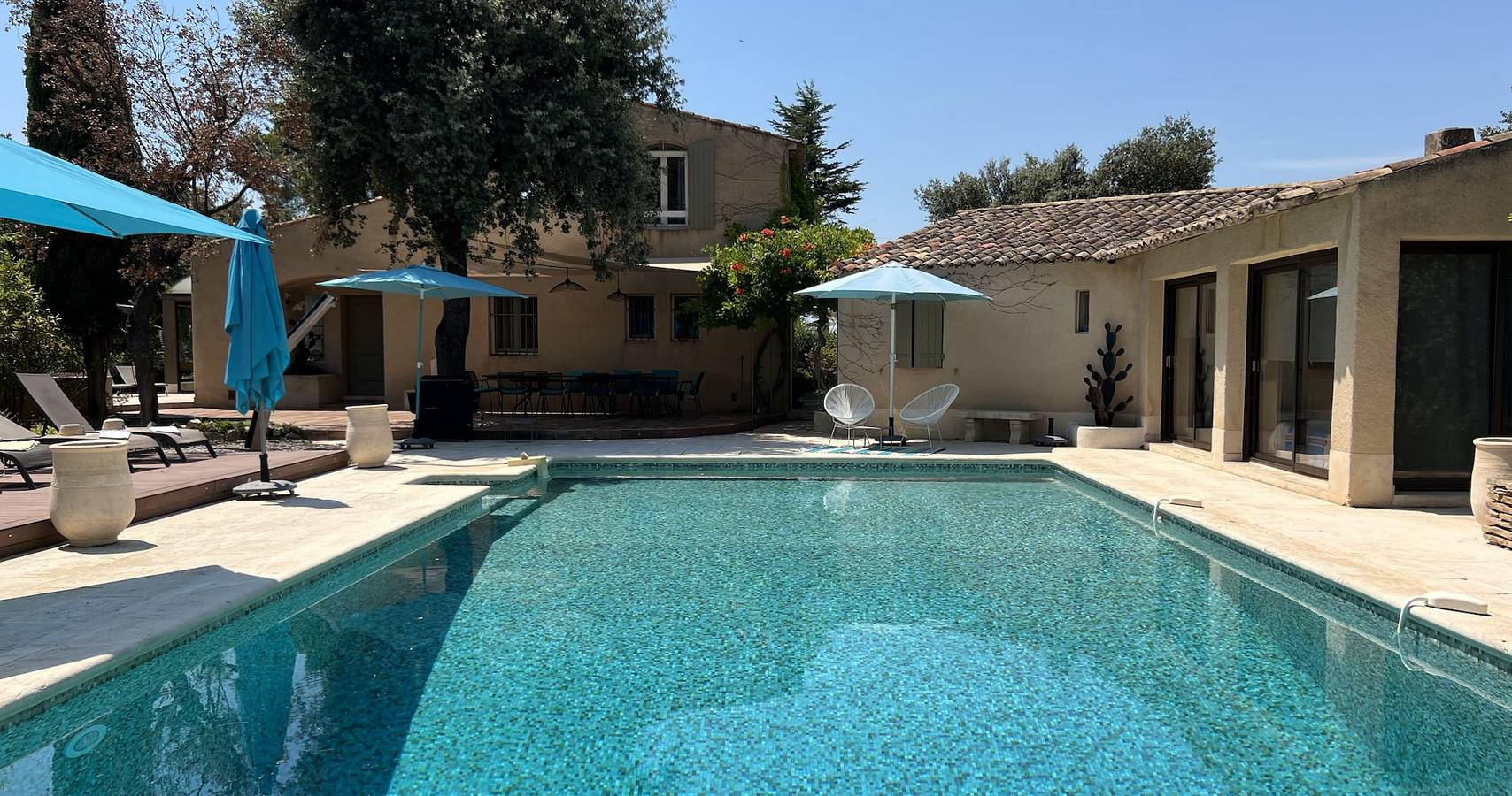 Villa Maya : grande villa et piscine incroyable au pied du Luberon in Mérindol, Parc naturel régional du Luberon