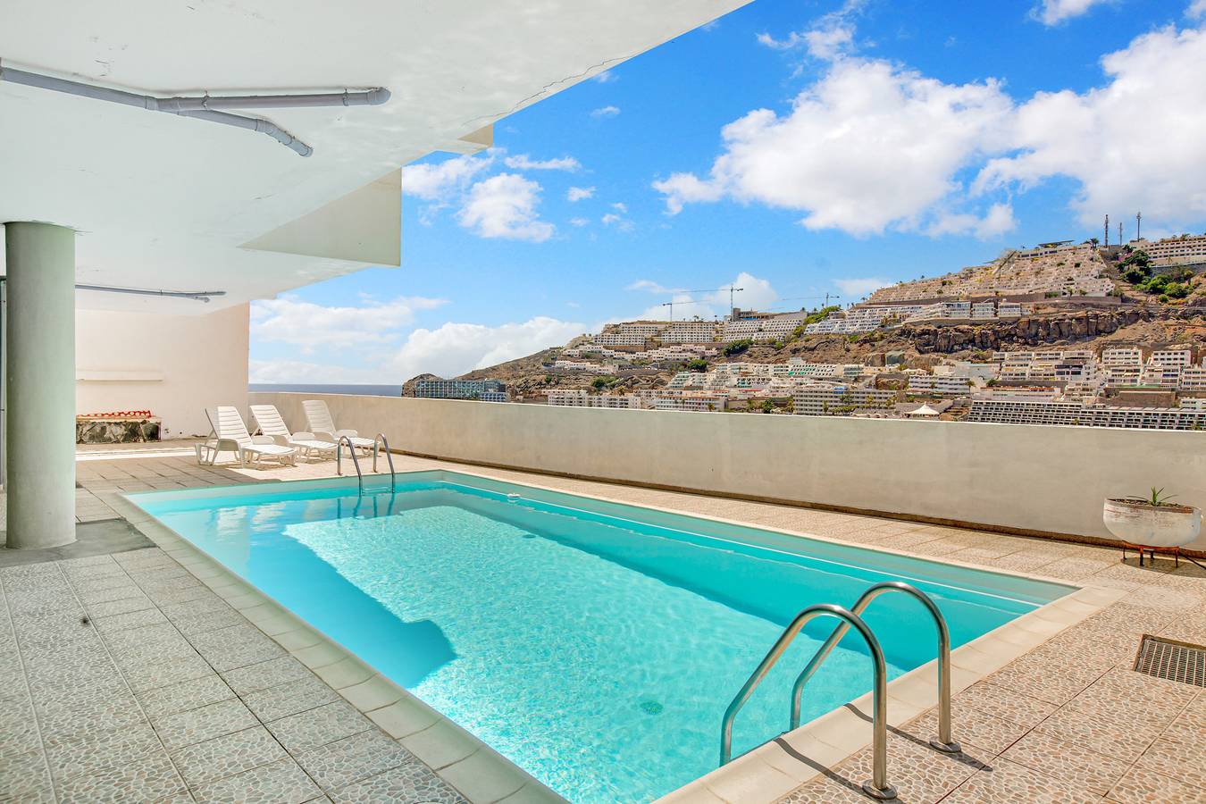 Holiday Home 'Lovely Studio in Puerto Rico' with Mountain View and Pool in Mogán, South Gran Canaria