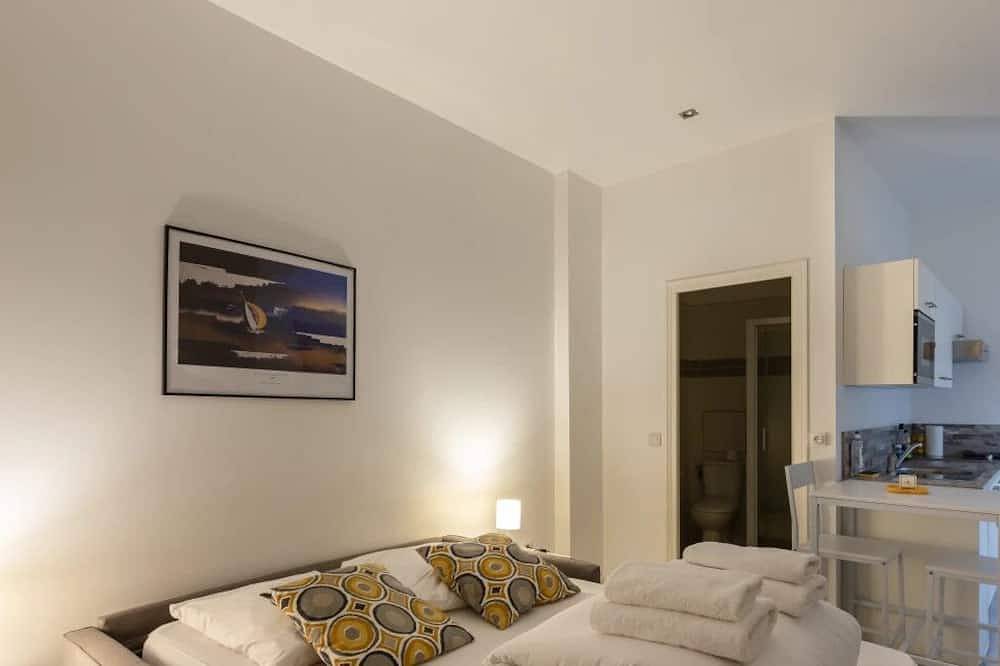 Geheel appartement, Studio Quélin 2 | Licht & Gezellig | Stadscentrum | 2 Personen in Honfleur, Lisieux en omgeving