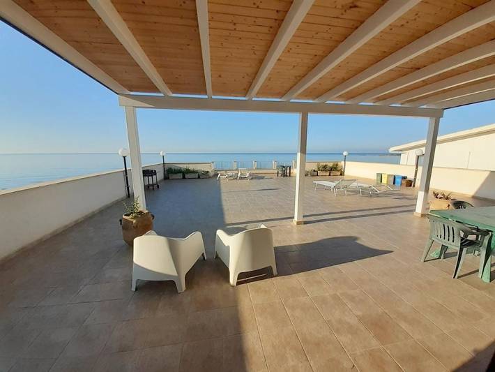 Gîte pour 4 personnes, avec vue et terrasse, adapté aux familles à Porto Empedocle - 2