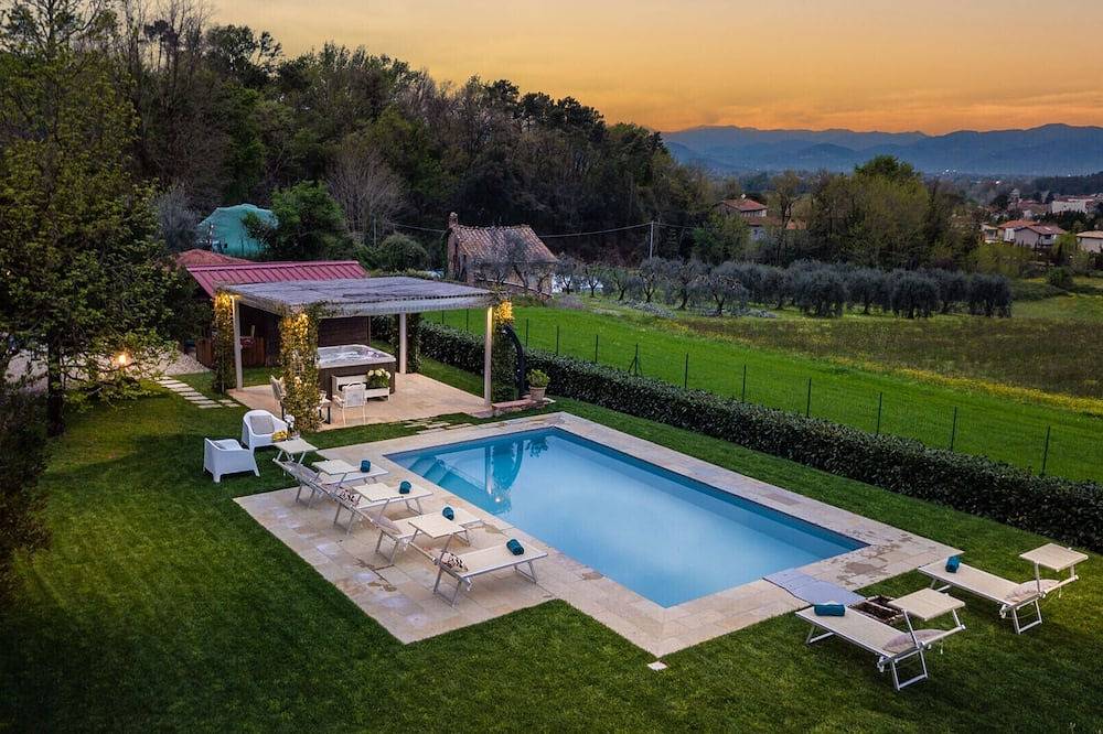 Casa vacanza a Capannori a partire da 372€ a notte