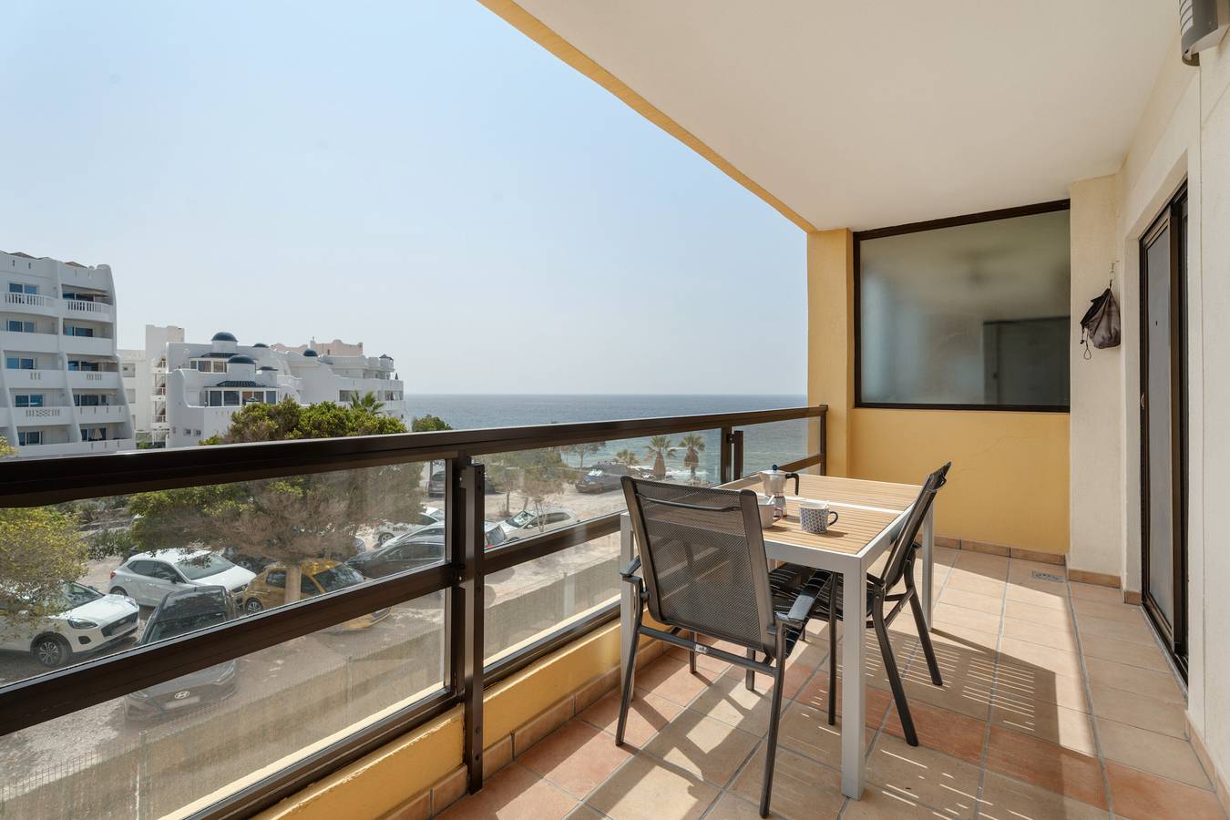 Entire apartment, Vacation Apartment 'Ocean Golf San Miguel' with Sea View, Shared Pool and Wi-Fi in Las Adelfas, San Miguel de Abona