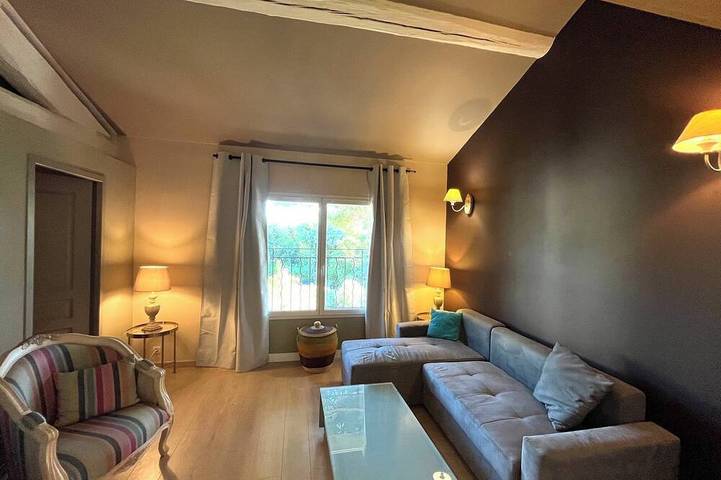Appartement entier, Appartement 70 m2 piscine de la propriété, parking, mer 4 km in Sérignan, Côte méditerranéenne (France)