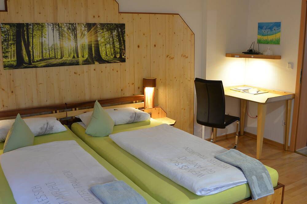 Sehr ruhiges Ferienhaus im Rothaargebirge für Entdecker in Hilchenbach, Kreis Siegen-Wittgenstein