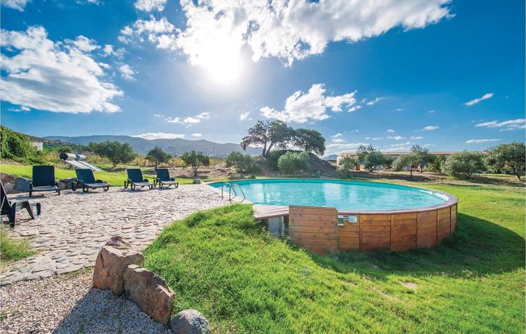 Location de vacances pour 4 personnes, avec terrasse à Badesi - 3