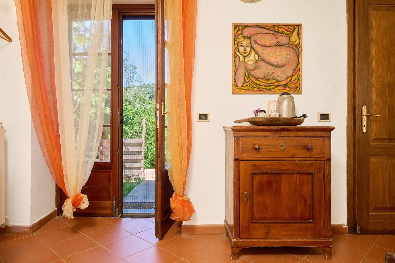 Habitación 'Camera D'ambra' con terraza privada, jardín privado y Wi-Fi in Campiglia Marittima, Costa Etrusca