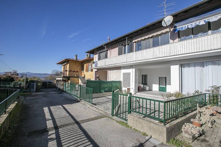 Appartamento vacanze per 5 persone, con terrazza in Provincia di Varese