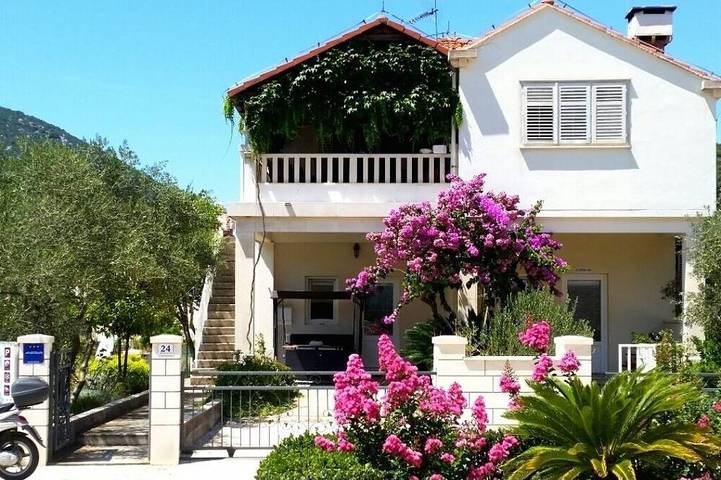 Ganze Wohnung, Ferienwohnung in Ston / Mali Ston mit Meerblick, Terrasse, Klimaanlage, W-Lan (3588-1) in Ston, Dubrovnik-Neretva