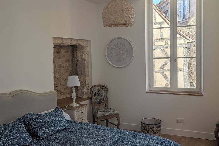Apartamento entero, Aux 3 Maillets 1. Beautiful apartment in a 16th-century house. in Bourges, Región de Bourges