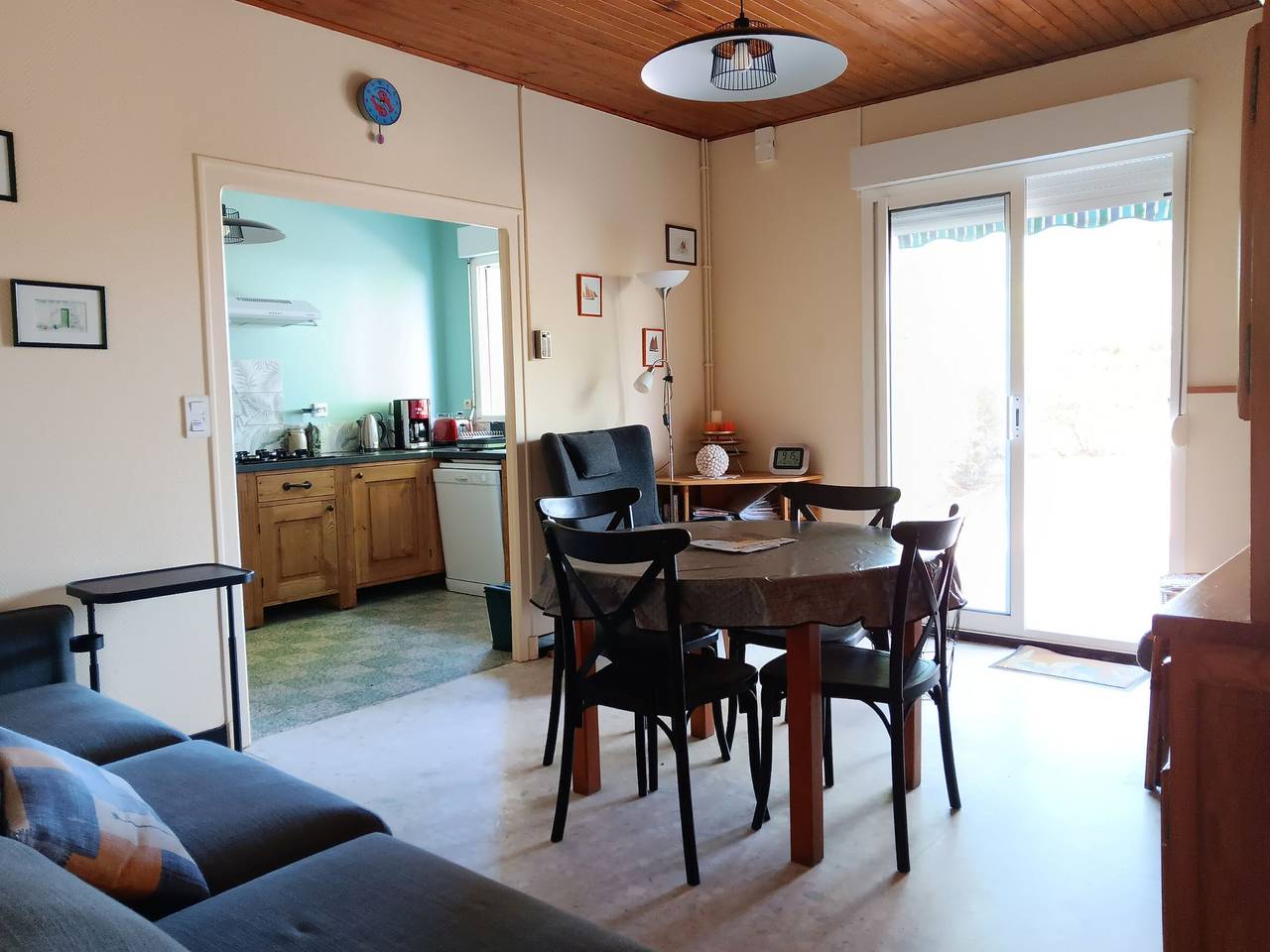 Bonita Villa 3 Estrellas, 2 Habitaciones, Jardín Cerca Playa in L'Aiguillon-sur-Mer, Fontenay-le-Comte