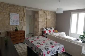 Gîte pour 6 personnes, avec jardin à Chasseneuil-du-Poitou