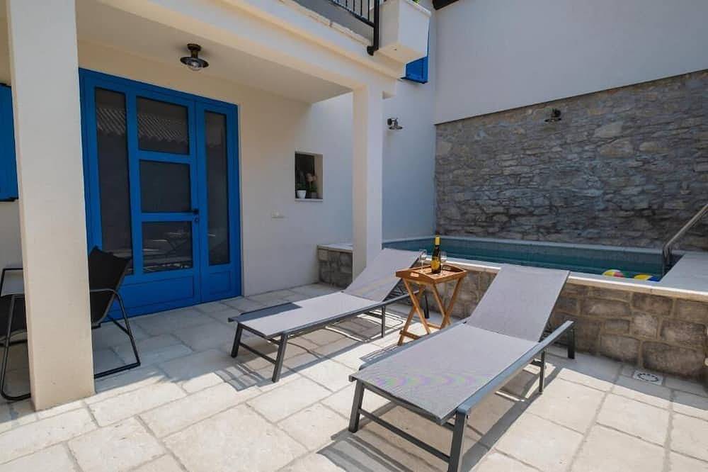 Holiday Home in the Crikvenica Hinterland – Pool, Sauna & Complete Privacy in Tribalj, Primorje-Gorski Kotar