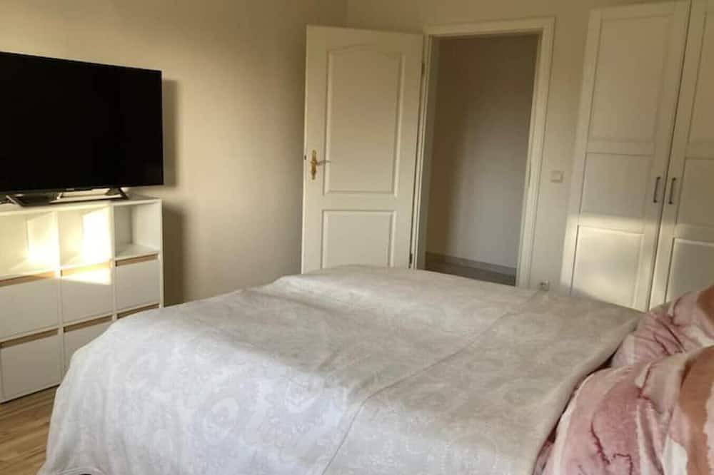 Ganze Wohnung, Moderne 2-Zimmer-Wohnung mit überdachter Terrasse in Winsen (Luhe), Nordheide