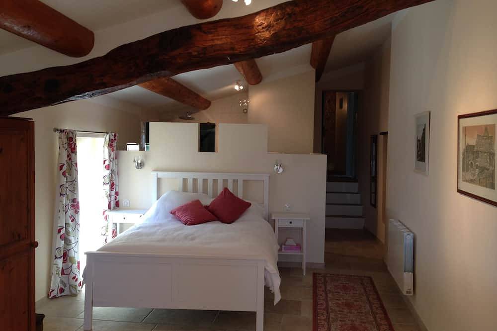 Grange en pierre magnifiquement restaurée avec piscine privée / superbes vues sur les vignobles / Mont Ventoux in Vinsobres, Région de nyons