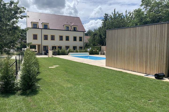 Maison de vacances pour 8 personnes, avec Jardin et Piscine à Magny-le-Hongre