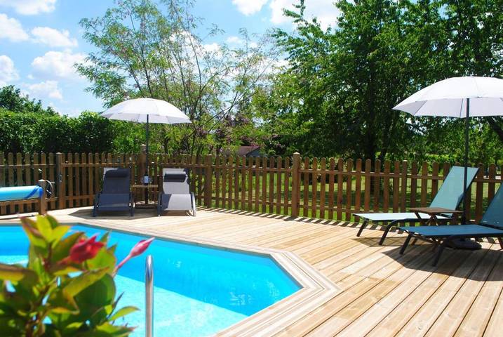 Location de vacances pour 4 personnes, avec piscine ainsi que vue et jardin à Eymet - 4